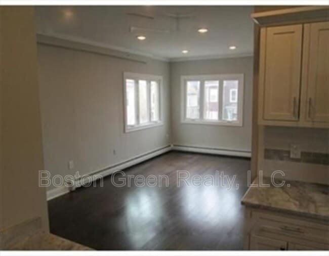 Photo - 43 Rogers St