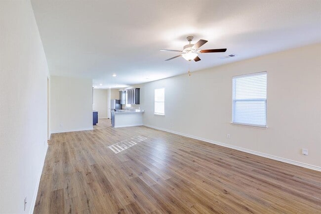 Photo - 331 Liberty Meadows Dr