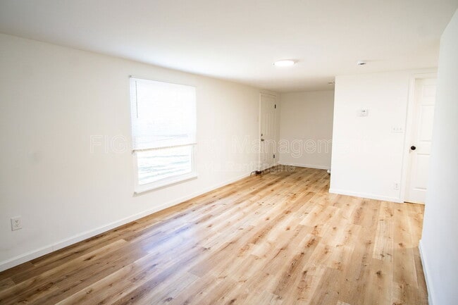 Photo - 3715 Sisk Rd NW Unit 5