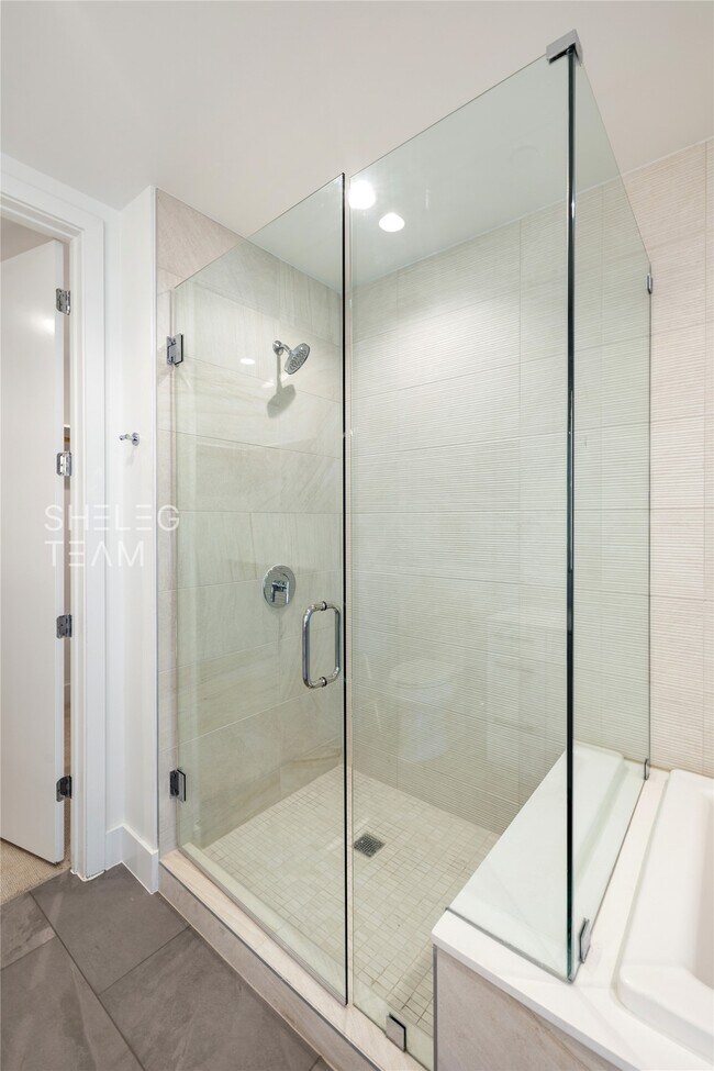 Photo - 808 Crawford St Unidad 4110