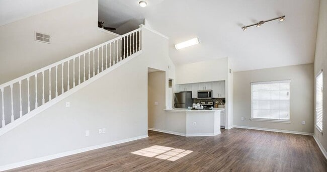 Windermere at Lakes Edge Apartments