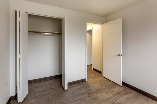 Photo - Forest Hill Terrace