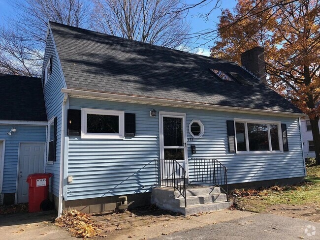 Building Photo - 3 Bedroom Apartment in Burlington VT Avail...