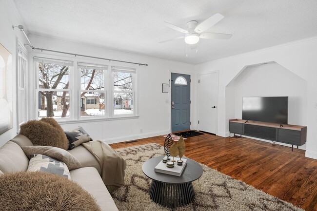 Photo - 5705 Logan Ave S