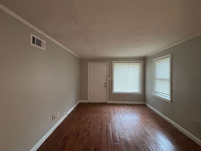 Photo - 3159 St Charles Dr