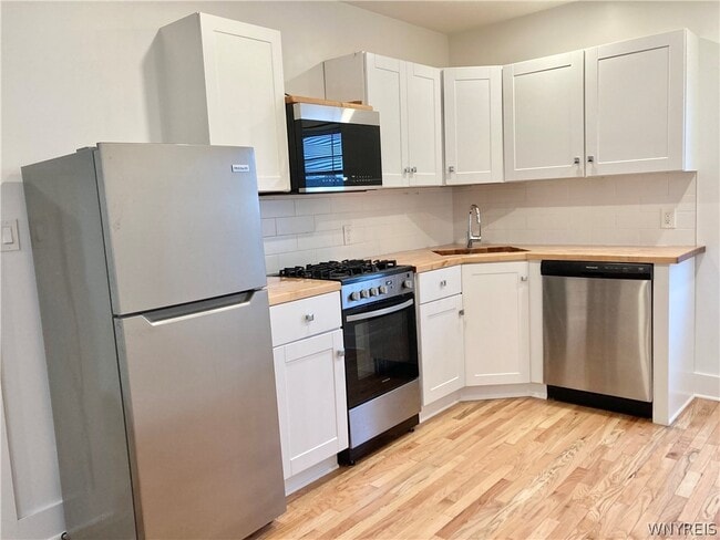 Photo - 56 Trinity Pl