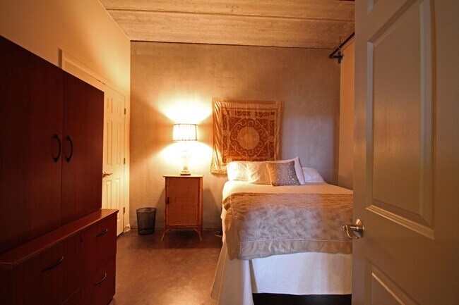 Photo - 1 Cool Blow St Unit Cool Blow