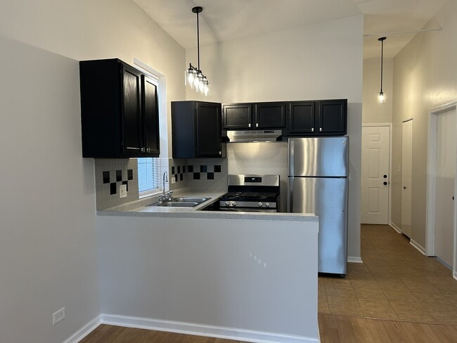 Photo - 2328 W Belmont Ave Unidad #3FF