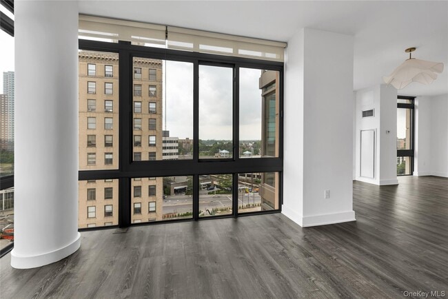 Photo - 175 Huguenot St Unidad 1106