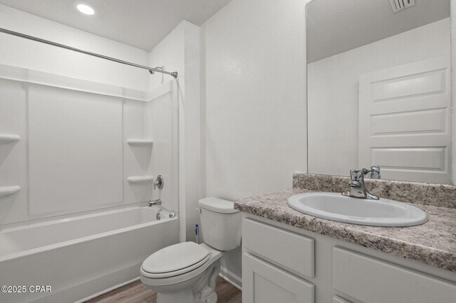Photo - 6416 Slabinski Ln