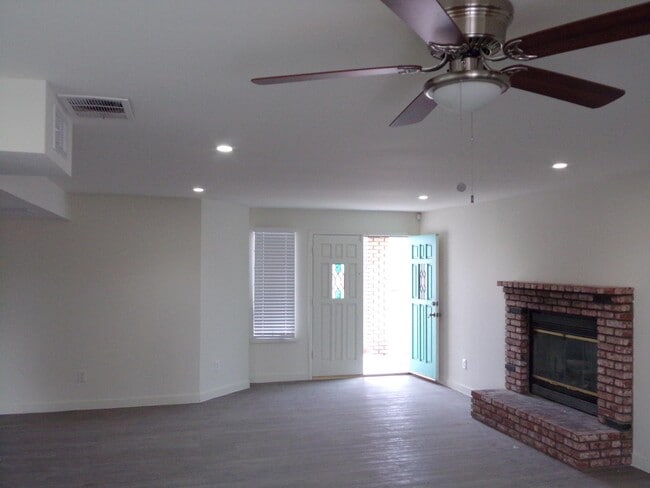 Photo - 21235 Windsong St