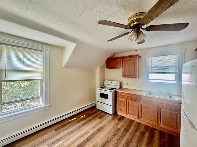 Photo - 93 Parker St Unit 2
