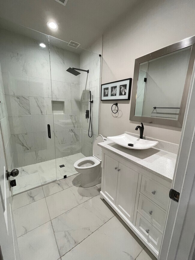 Photo - 3184 Buck Way