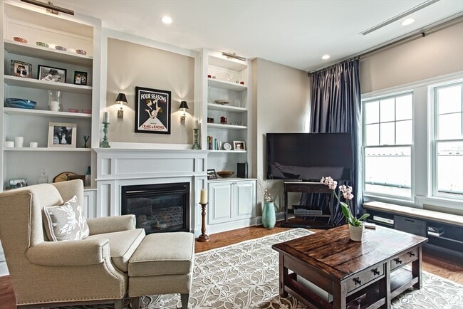 Photo - 655 E 2nd St Condo Unit 204