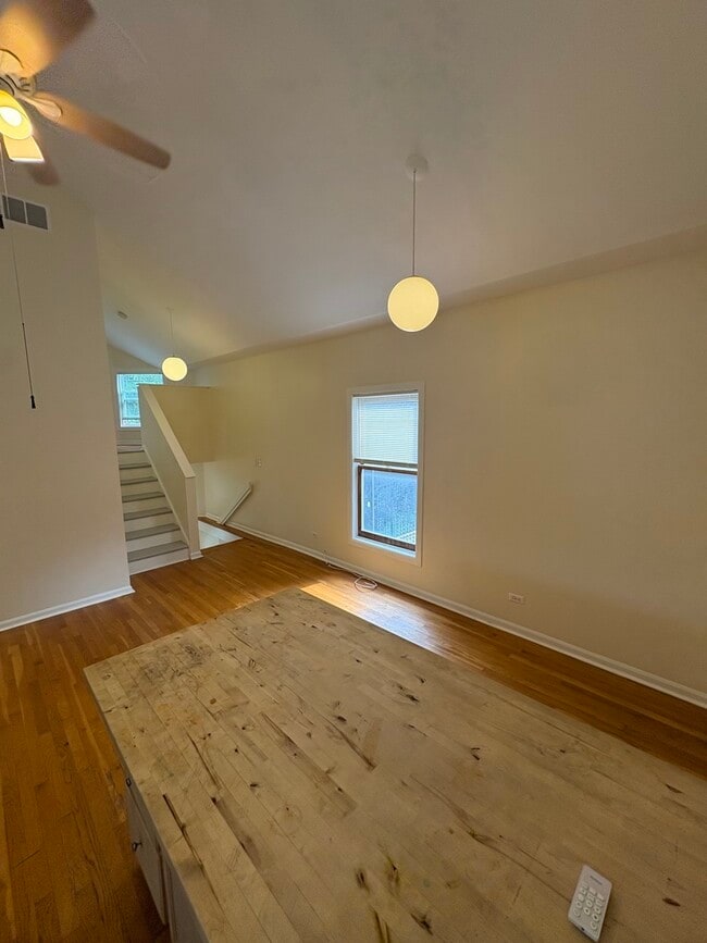 Photo - 712 W 17th St