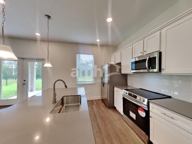 Photo - 27120 St Andrews Ave