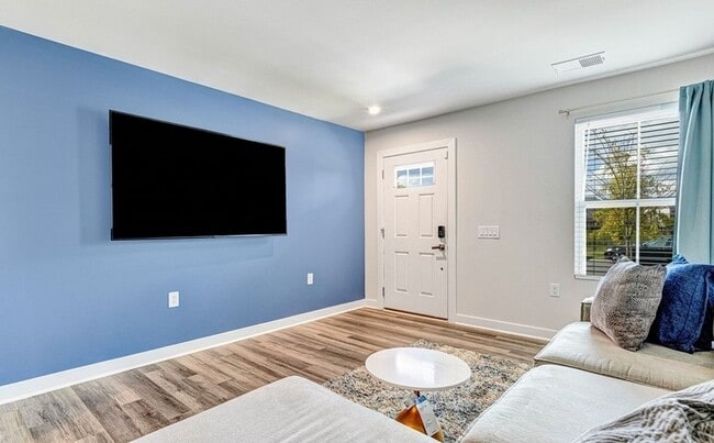 Photo - 5813 Austin Woods Dr