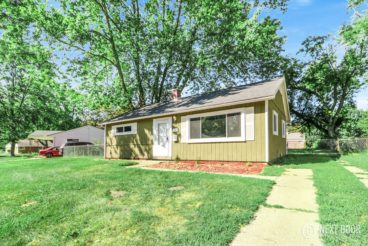 Photo - 1450 Blossom Ave (Ypsilanti, MI)