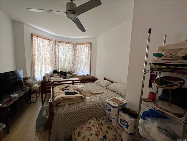 Photo - 103-61 104th St