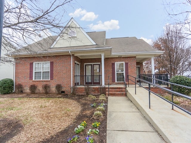 Photo - Chestnut Square