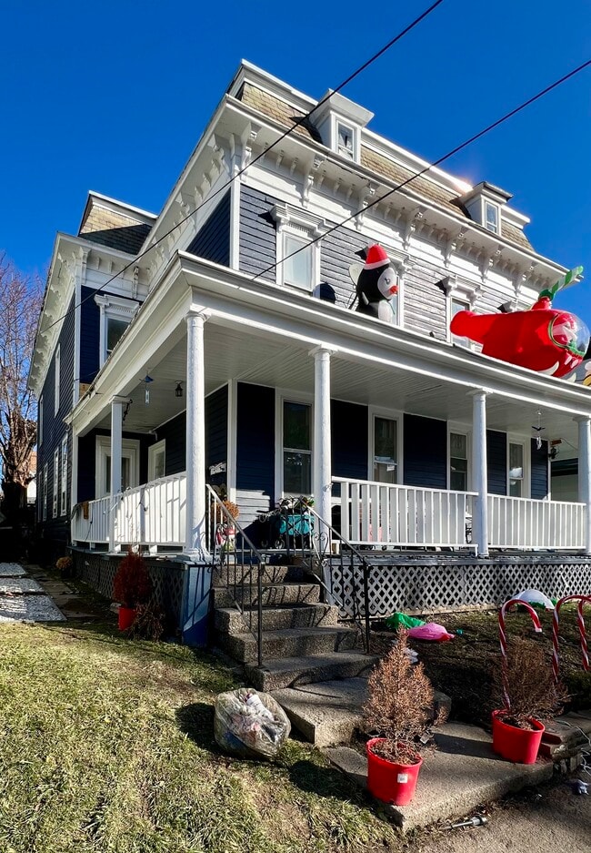 Photo - 19 Bunn St Unit 1 bed Upper