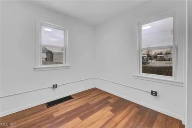 Photo - 1504 14th St SE