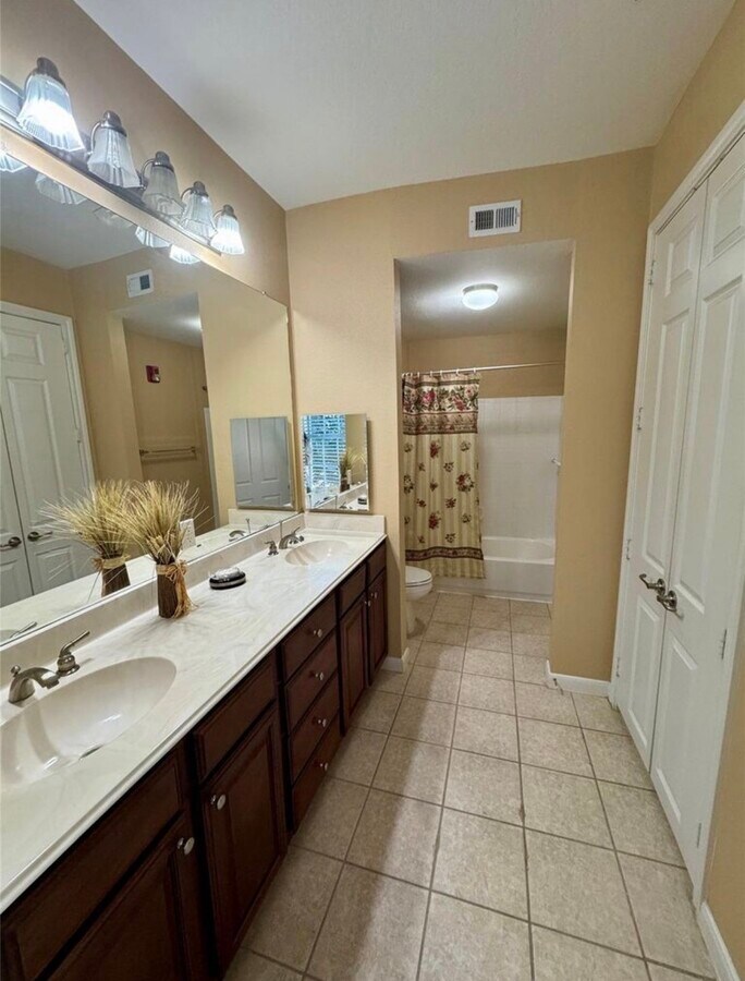 Photo - 7575 Kirby Dr Unit 1113
