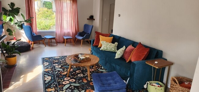 Photo - 4532 Reinhardt Dr