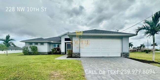 Photo - 228 NW 10th St