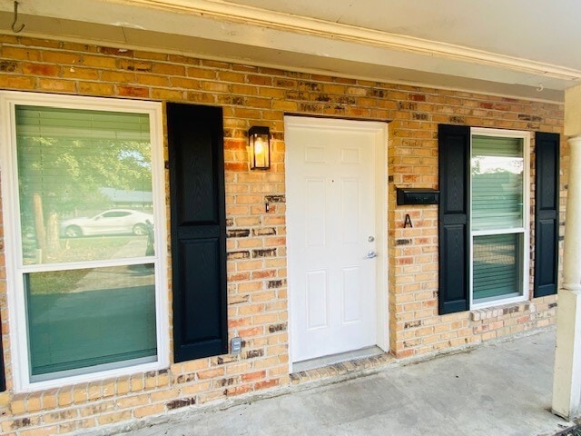 Photo - 700 Old Covington Hwy Unidad Apt. A