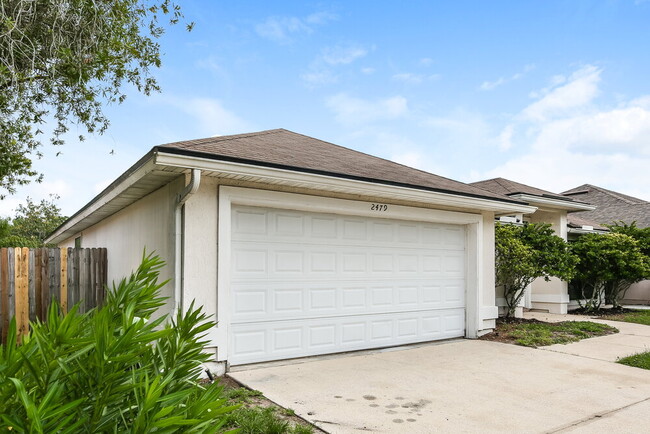 Photo - 2479 Coachman Lakes Dr