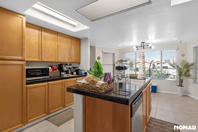 16460 Ave Gracia
