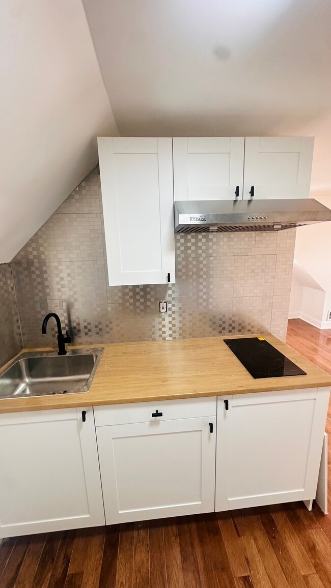 Photo - 5115 E Roosevelt Blvd Unit 2A