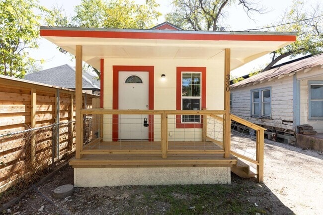 Building Photo - 330 Gem Ln Rental