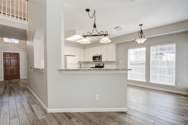 Building Photo - 24302 Schivener House Ln