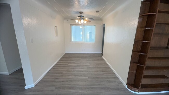 Photo - Manteca Home - 3 bedroom 1.5 bathroom