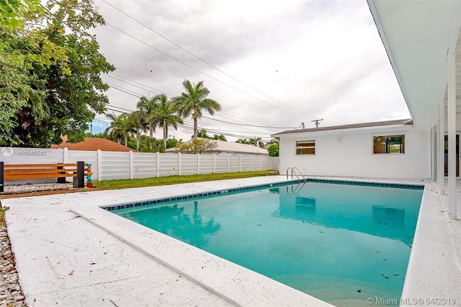 Photo - 3842 N Circle Dr