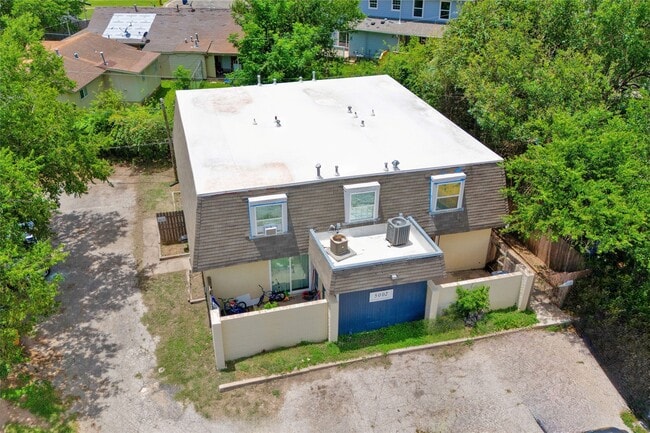 Photo - 5002 Blue Spruce Cir Unit C