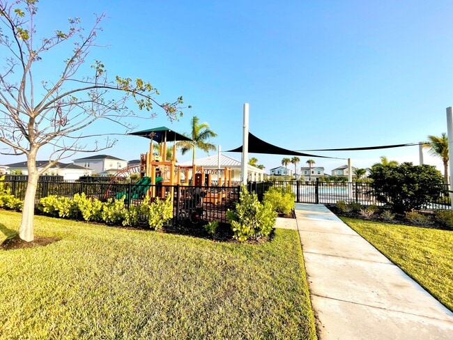 Photo - 10936 SW Vasari Way