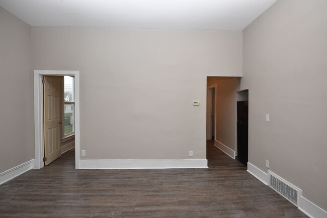 Photo - 434 W Lawrence St Unit 2