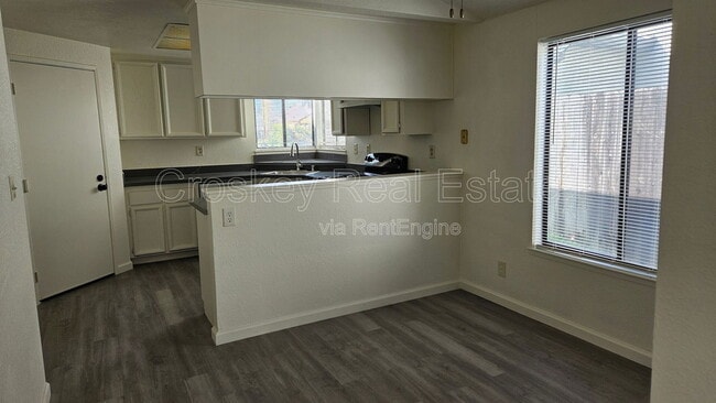 Photo - 29500 Chance St