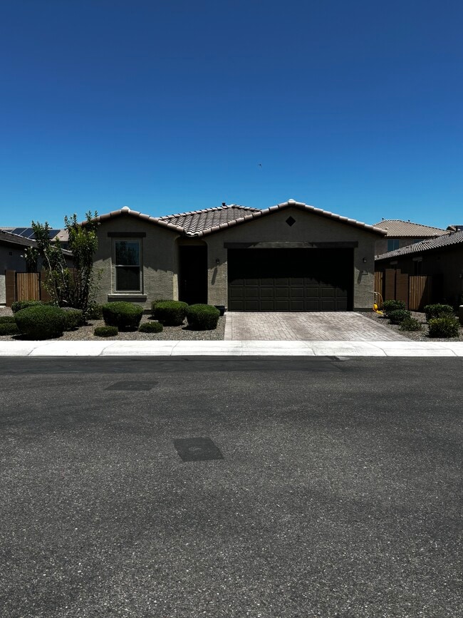Photo - 18020 W Orchid Ct House