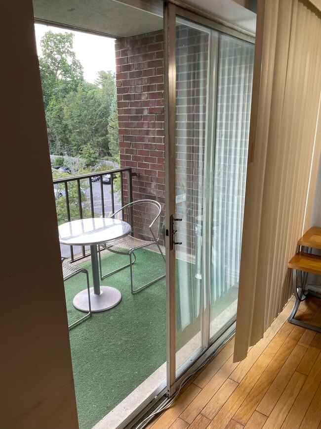 Photo - 50 Broadlawn Park Unidad 410