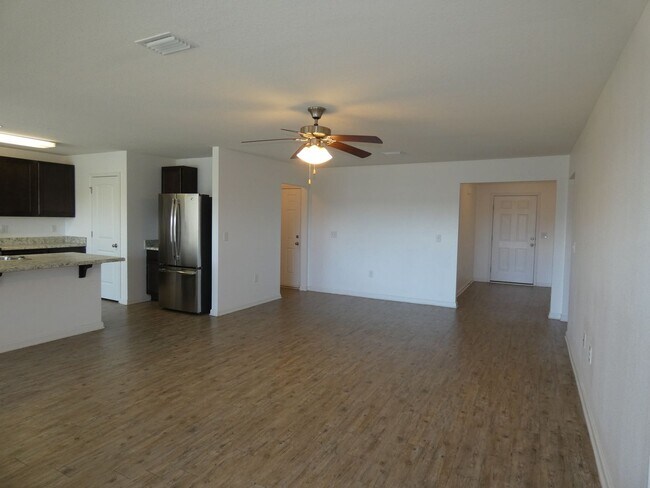 Photo - Great home in Whisper Creek Subdivision