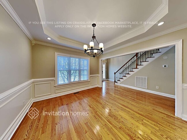 Photo - 700 Winding Oak Way