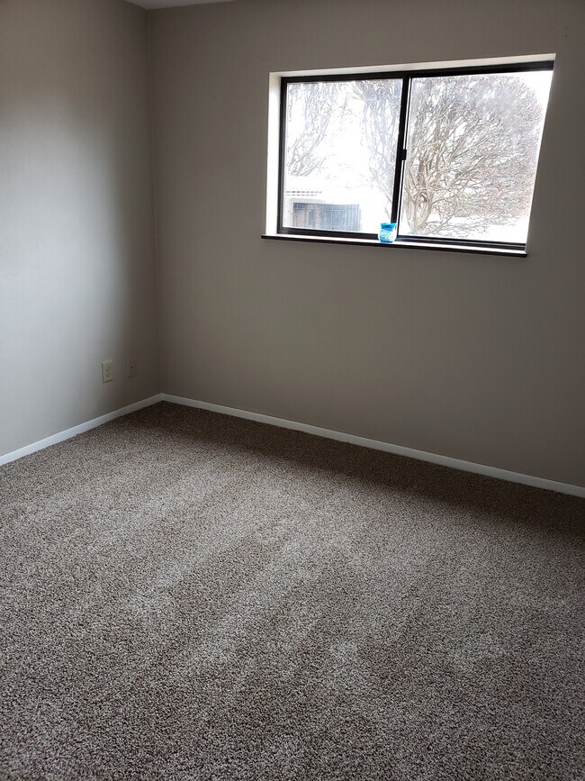 Photo - 2501 26th Avenue Ct Unidad B