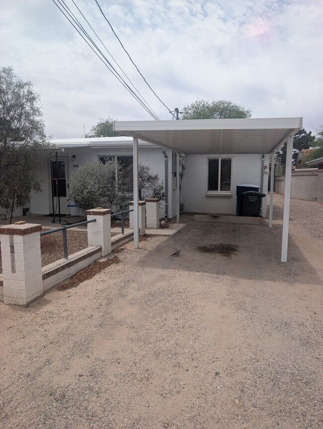 Photo - Triplex - 1 Bedroom and 1 Bath Unit