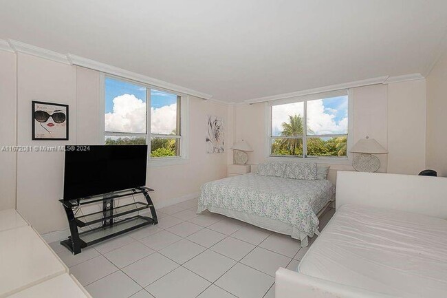 Photo - 10185 Collins Ave Unit #319