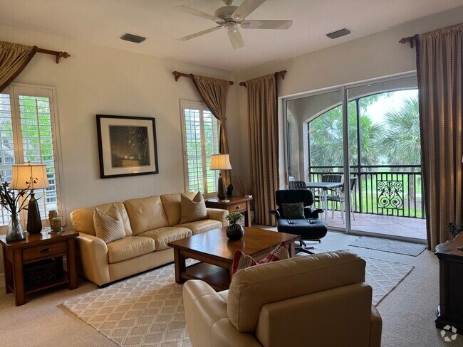 Building Photo - 9142 Cherry Oaks Ln Unit 201 Rental