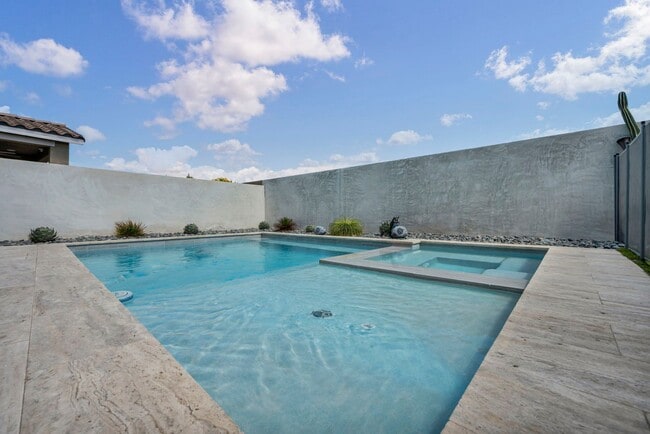 Photo - Spacious 5-Bedroom Home with Loft, Pool & Mountain Views